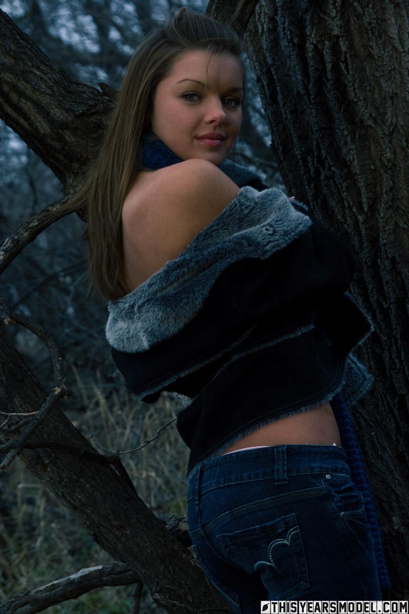 Michelle Clark Free This Years Model Picture - 4 of 10